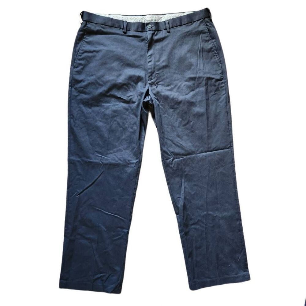 Haggar mens 42x32 black iron free premium khaki dress formal pants